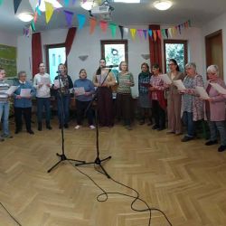 A Szadai Népdalkör lemezfelvétele a Fix Stimm Együttes közreműködésével